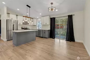 902 194th Street E, Spanaway, WA 98387 - Photo 11