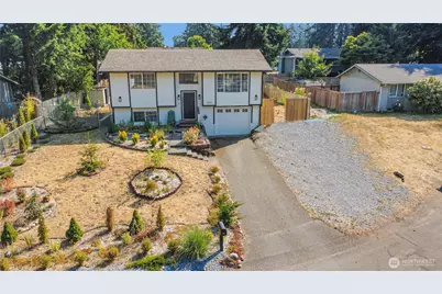 902 194th Street E, Spanaway, WA 98387 - Photo 3