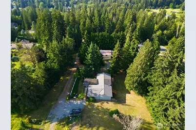 415 118th Avenue E, Edgewood, WA 98372 - Photo 1