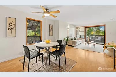 136 Summit Avenue N #B8, Kent, WA 98030 - Photo 1