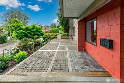 1259 23rd Avenue E, Seattle, WA 98112 - Photo 35
