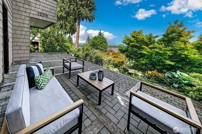 1259 23rd Avenue E, Seattle, WA 98112 - Photo 27