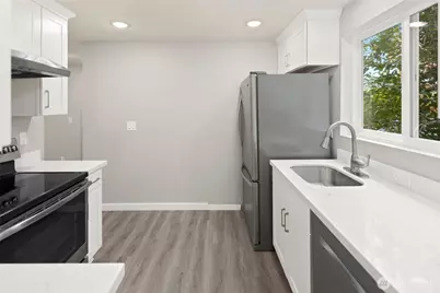 3055 80th Avenue SE #107, Mercer Island, WA 98040 - Photo 9