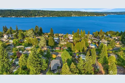 10619 Sand Point Way NE, Seattle, WA 98125 - Photo 21