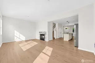 10715 Ross Rd, Bothell, WA 98011 - Photo 11