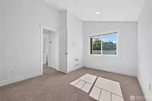 5013 40th Ave NE, Seattle, WA 98105 - Photo 17