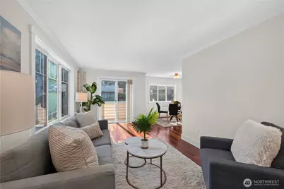 5013 40th Avenue NE, Seattle, WA 98105 - Photo 3