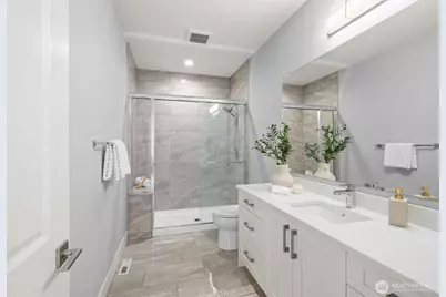 3919 Meadow Avenue N, Renton, WA 98056 - Photo 27