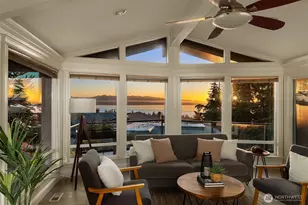 310 Skyline Dr, Edmonds, WA 98020 - Photo 1