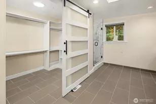 310 Skyline Dr, Edmonds, WA 98020 - Photo 21