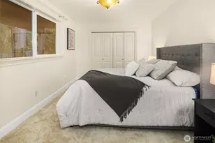 310 Skyline Dr, Edmonds, WA 98020 - Photo 27