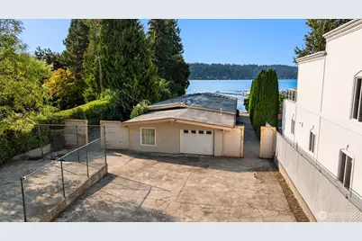 5031 Ripley Lane N, Renton, WA 98056 - Photo 3