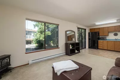 325 NE Kettle Street #105, Oak Harbor, WA 98277 - Photo 5