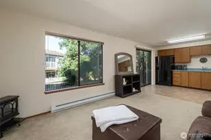 325 NE Kettle St, Oak Harbor, WA 98277 - Photo 5