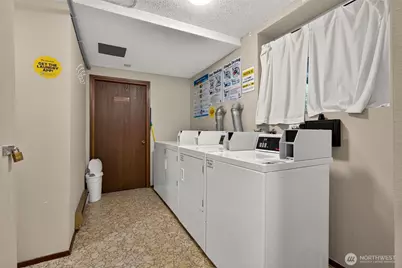11535 Greenwood Avenue N #301, Seattle, WA 98133 - Photo 11