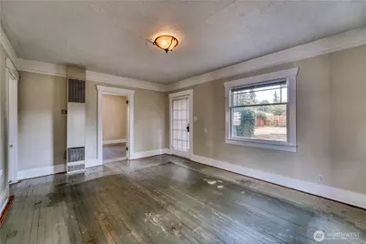 5705 N 47th Street, Tacoma, WA 98407 - Photo 9