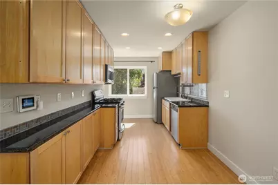 737 S Homer Street #B, Seattle, WA 98108 - Photo 7