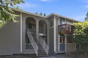 17403 NE 45th St, Redmond, WA 98052 - Photo 15