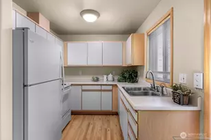 4247 Wintergreen Ln, Bellingham, WA 98226 - Photo 9