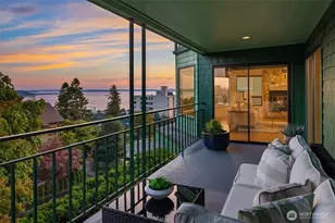 118 Highland Dr, Seattle, WA 98109 - Photo 33