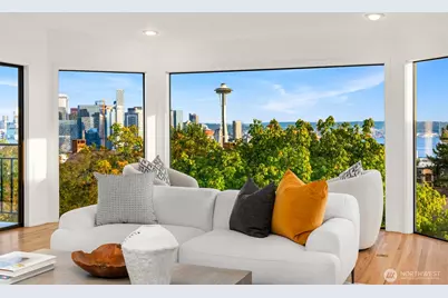 118 Highland Drive, Seattle, WA 98109 - Photo 3