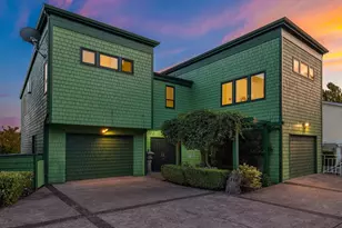 118 Highland Dr, Seattle, WA 98109 - Photo 39