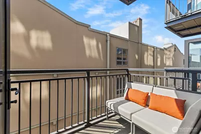2911 2nd Avenue #517, Seattle, WA 98121 - Photo 11