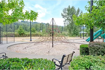 110 Alder Street E, Eatonville, WA 98328 - Photo 25