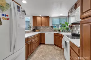 15175 Sunwood Blvd, Tukwila, WA 98188 - Photo 19