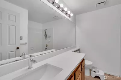 15175 Sunwood Blvd #DD12, Tukwila, WA 98188 - Photo 15