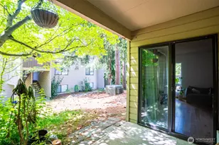 15175 Sunwood Blvd, Tukwila, WA 98188 - Photo 11