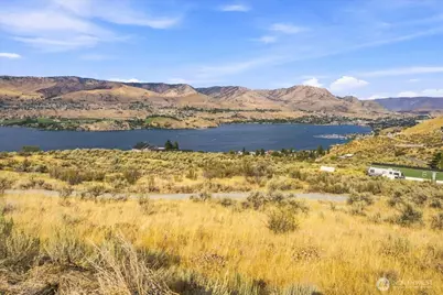 64 Chelan Butte Rd, Chelan, WA 98816 - Photo 1