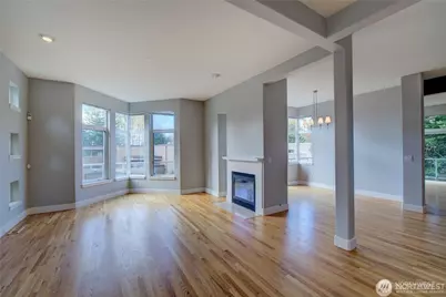 9425 110th Place NE, Kirkland, WA 98033 - Photo 3