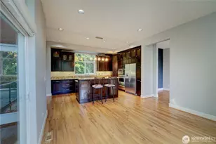9425 110th Pl NE, Kirkland, WA 98033 - Photo 9