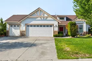 204 N Wellington St, Moses Lake, WA 98837 - Photo 1