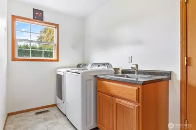 8510 Benson Road, Lynden, WA 98264 - Photo 33