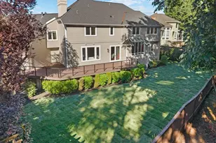 14329 SE 84th Ct, Newcastle, WA 98059 - Photo 5