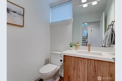 7507 Latona Avenue NE, Seattle, WA 98115 - Photo 11