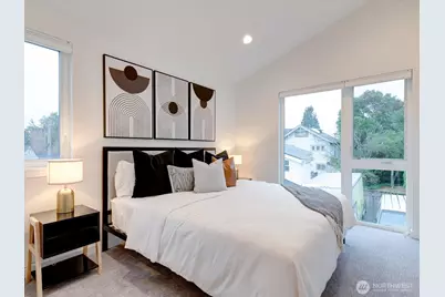 7507 Latona Avenue NE, Seattle, WA 98115 - Photo 17