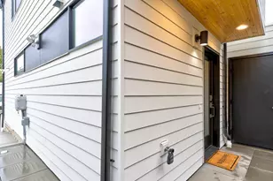 7507 Latona Ave NE, Seattle, WA 98115 - Photo 27