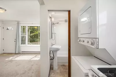 5444 Kirkwood Place N, Seattle, WA 98103 - Photo 15