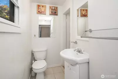 5444 Kirkwood Place N, Seattle, WA 98103 - Photo 25