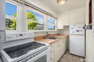 5444 Kirkwood Pl N, Seattle, WA 98103 - Photo 13