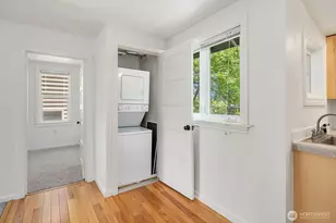 5444 Kirkwood Pl N, Seattle, WA 98103 - Photo 5