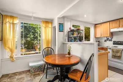 5444 Kirkwood Place N, Seattle, WA 98103 - Photo 19