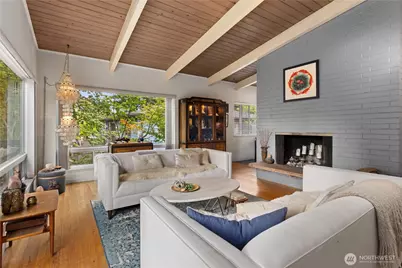 3016 47th Avenue SW, Seattle, WA 98116 - Photo 7