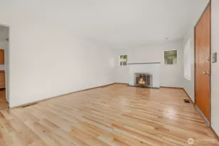 536 N 73rd St, Seattle, WA 98103 - Photo 7