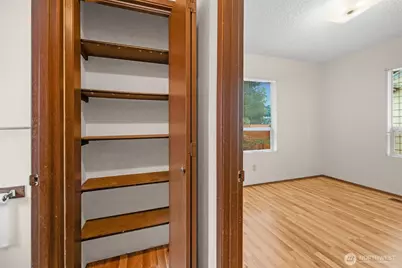 536 N 73rd Street, Seattle, WA 98103 - Photo 13