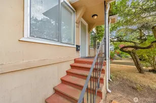536 N 73rd St, Seattle, WA 98103 - Photo 21