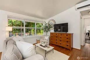 1574 NE Park View Dr, Bainbridge Island, WA 98110 - Photo 7